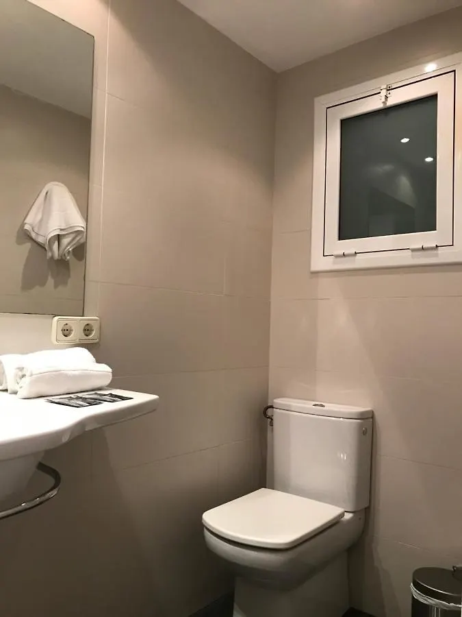 Hostal Can Pou فيدريريس