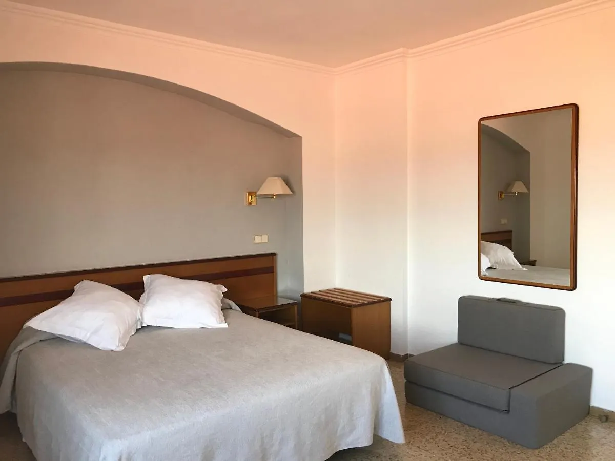 Hostal Can Pou فيدريريس